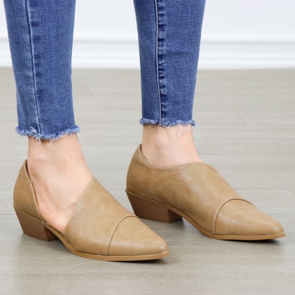 Tan Opened Side Pointy Toe Low Cut  Booties - Picture 7 of 7